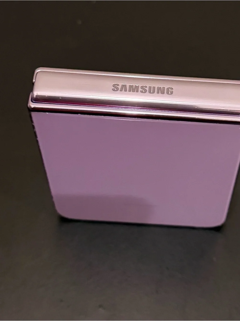 Unlocked Samsung Galaxy flip 4 in bora purple Smartphone 128gb